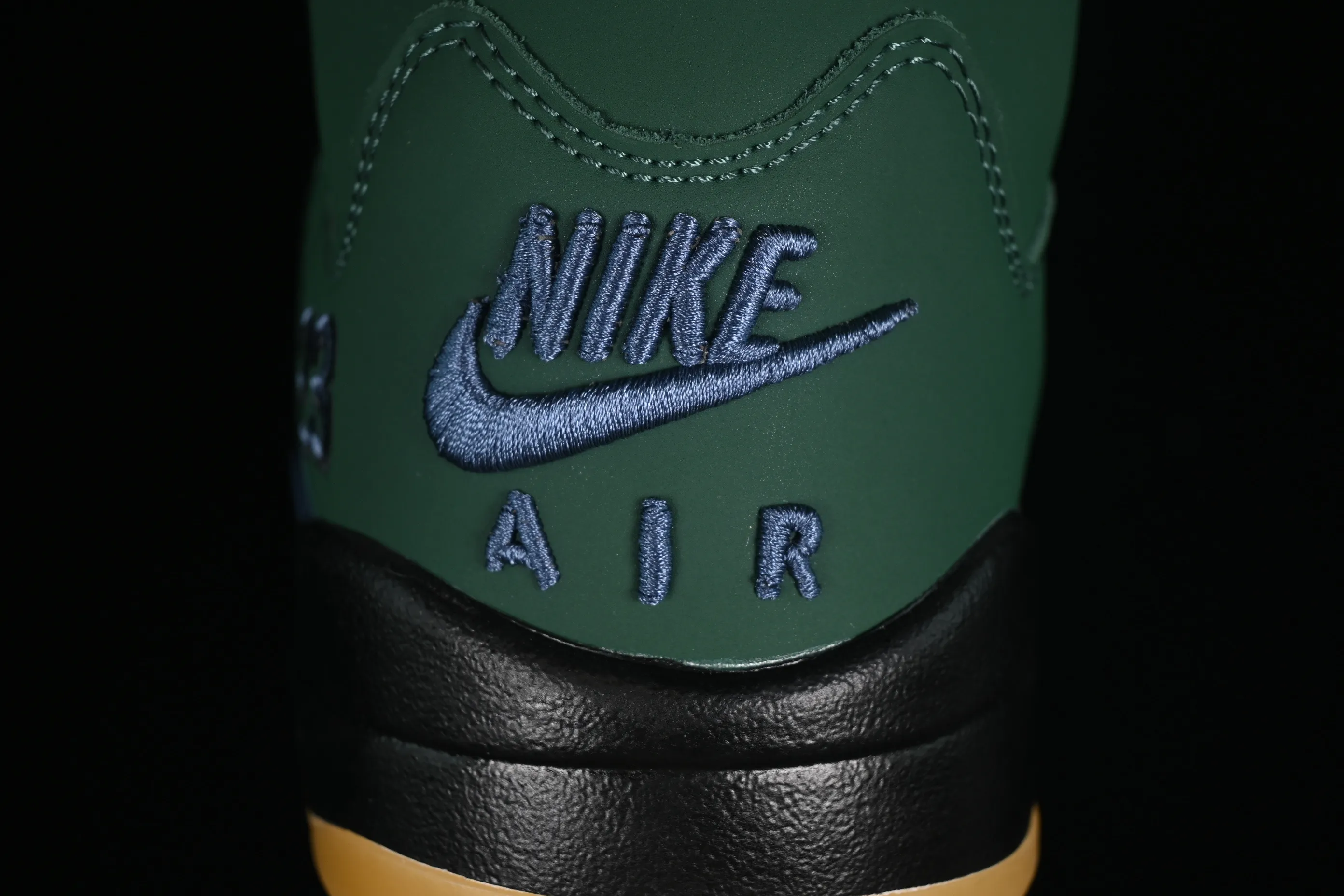 All categories Air Jordan Jordan series basketball shoes Air Jordan 5 Air Jordan 5 SE "Craft Light Orewood Brown" AJ5 Joe 5 Agate Green FZ5758-003